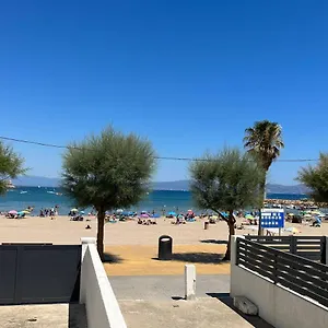  Apartamento En La Playa. Free Parking. Free Wifi España